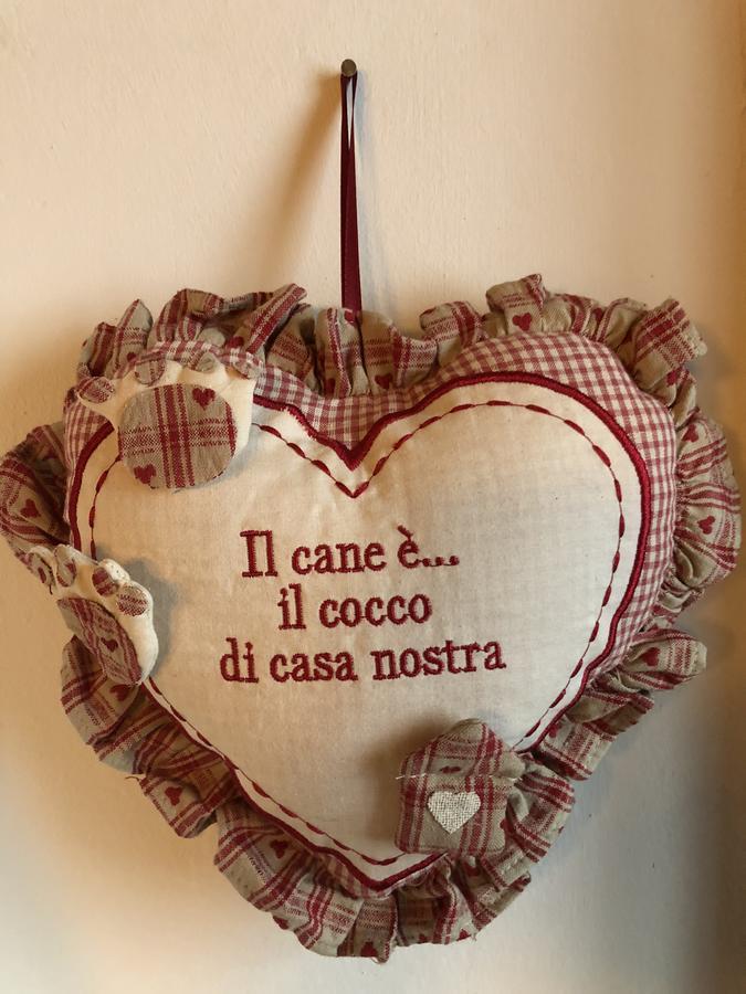 L'ago Nel Pagliaio *